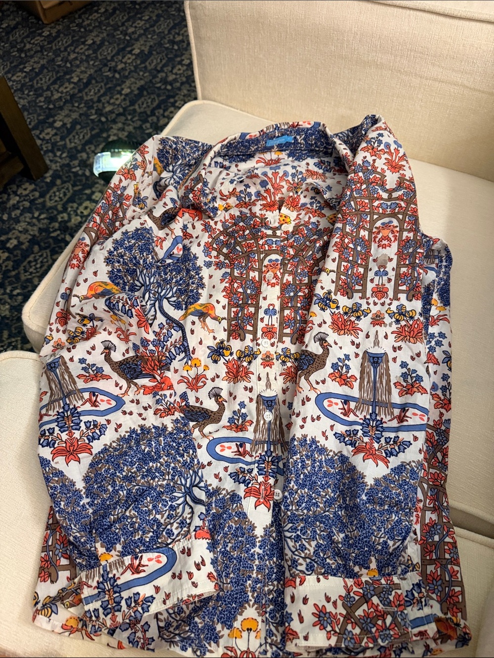 J. McLaughlin White Button-Down Shirt with Blue and Red Botanical Print